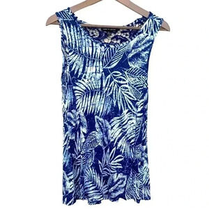 Cable & Gauge summer,  lightweight and airy tunic with lace cut out at the back